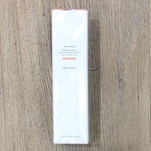 Monat Be Gentle Creamy Cleanser